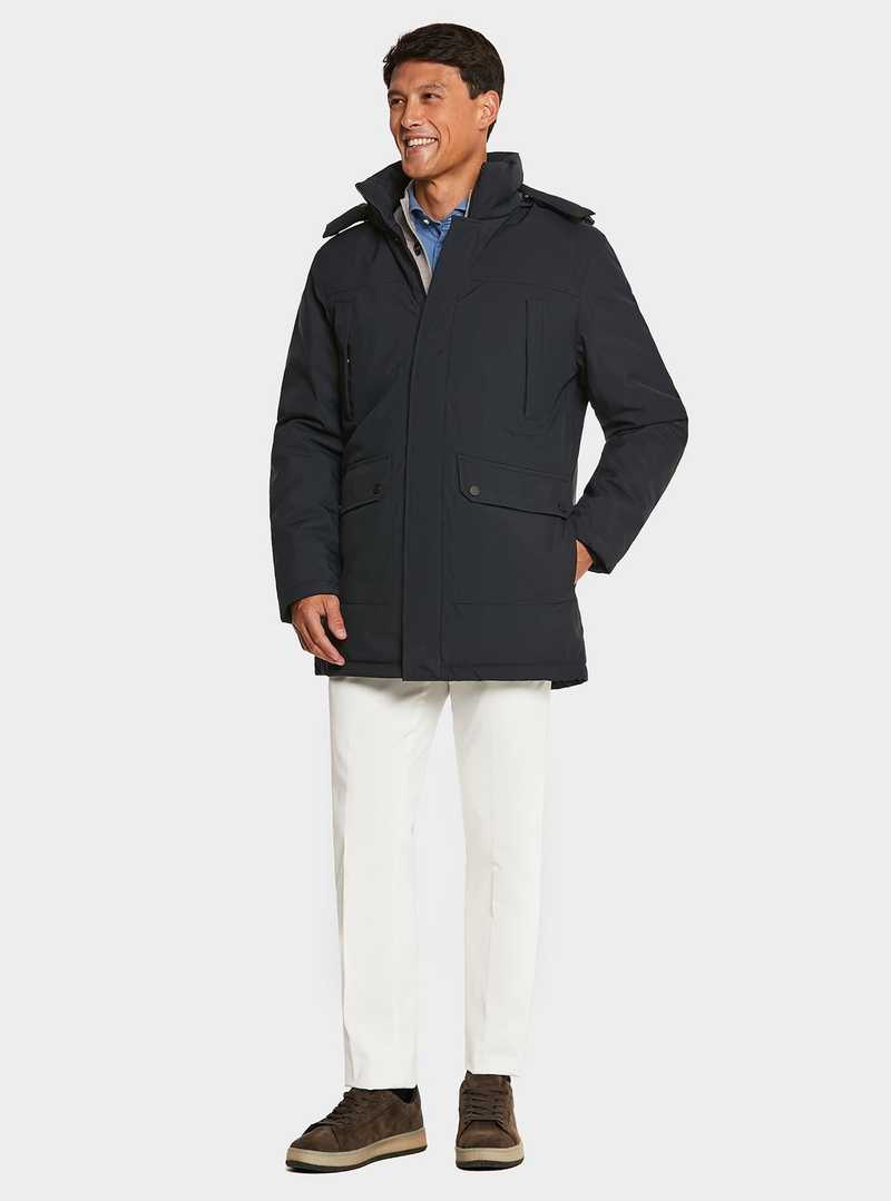 Lange Herrenjacke wasserdicht in Dunkelblau mit abnehmbarer Kapuze, ideal für Regenwetter. Funktionale Taschen und modernes Design für stilvolle Outfits.