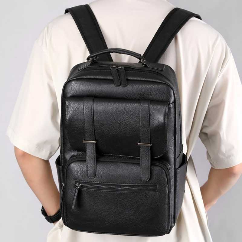 Wasserdichter Herren Rucksack für Reisen & Freizeit


