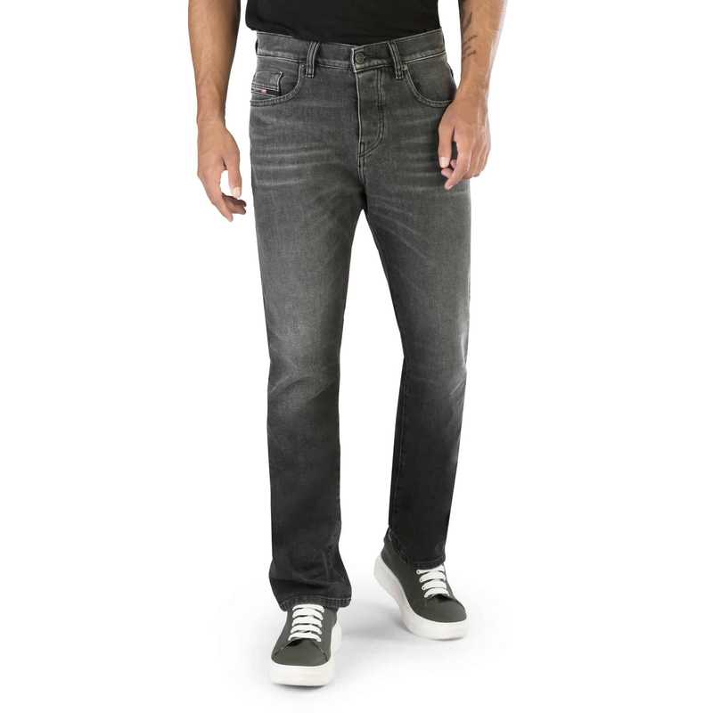 Diesel Jeans für Herren in Schwarz mit geradem Schnitt und 5 Taschen, ideal für Alltag und Freizeitmode.