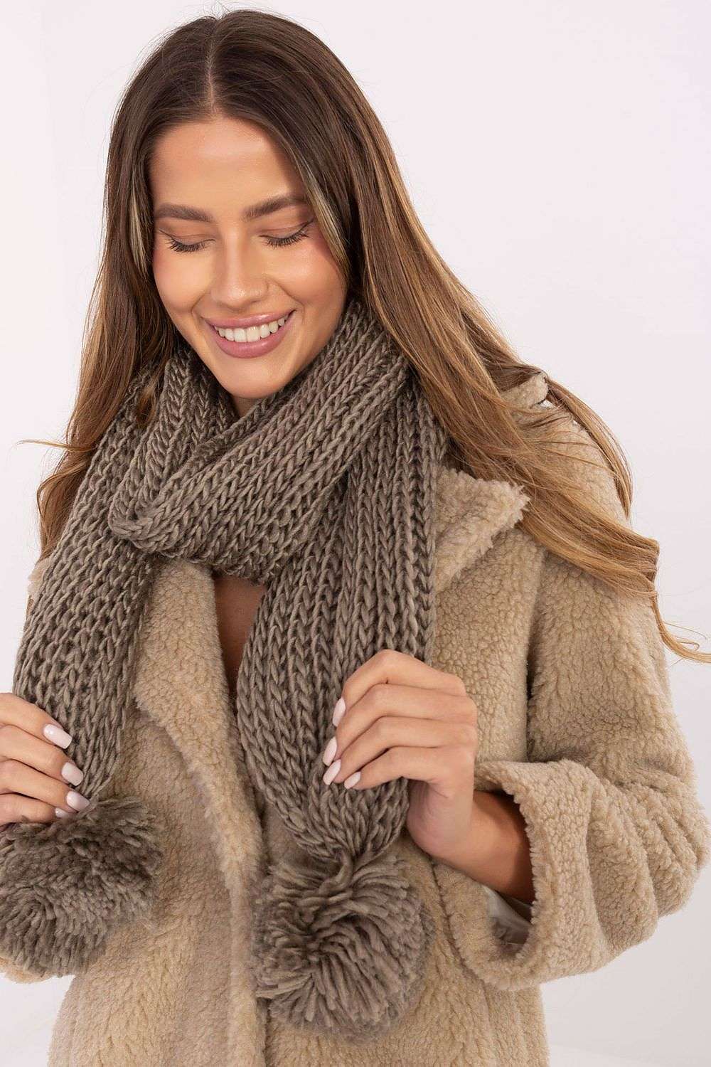 weicher Schal aus Acryl 3